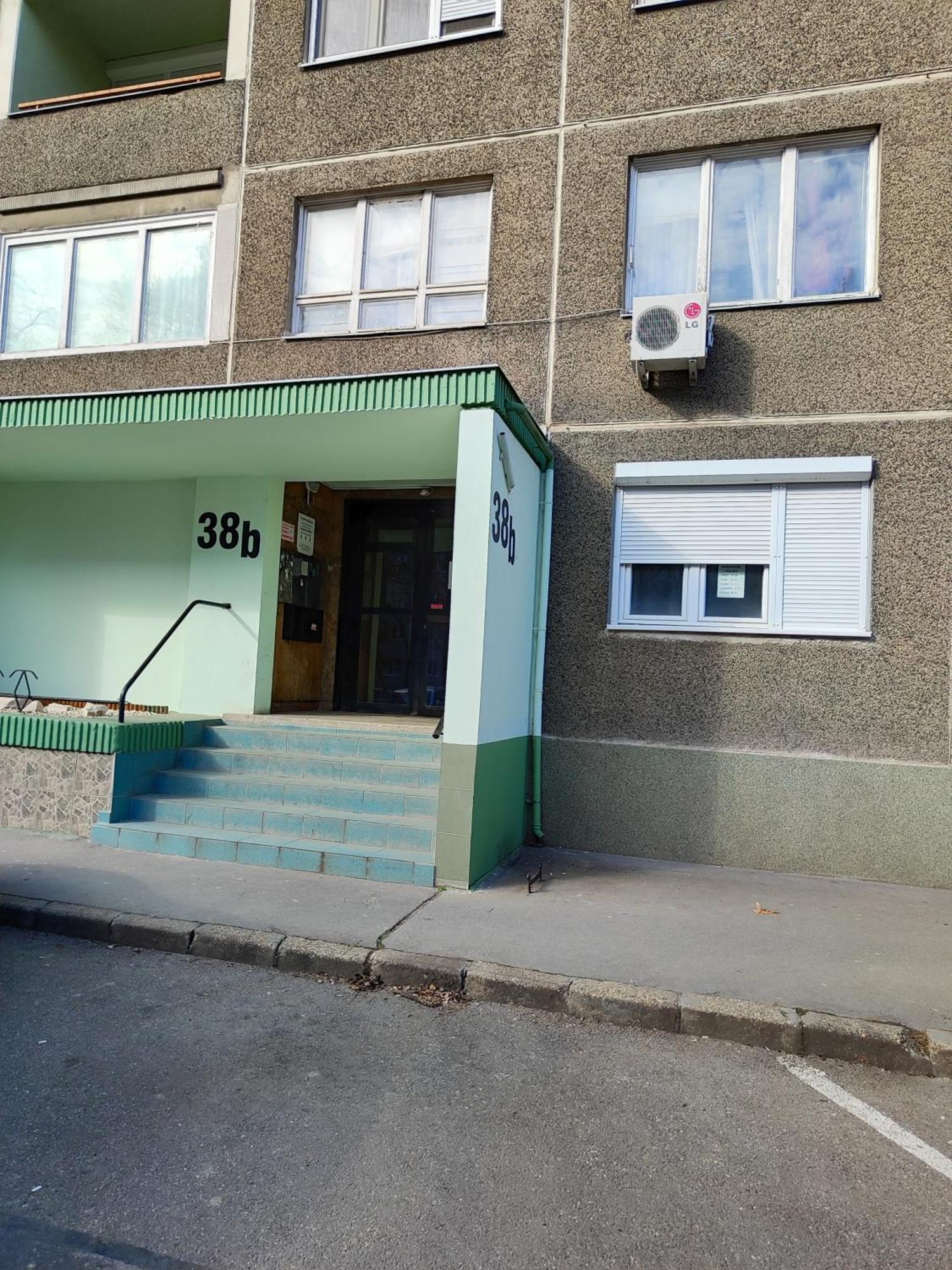 Hegin Exclusiv * Budapeszt